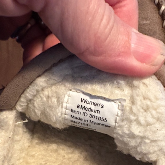 L.L. Bean Women's Tan Suede Slippers - Picture 10 of 10